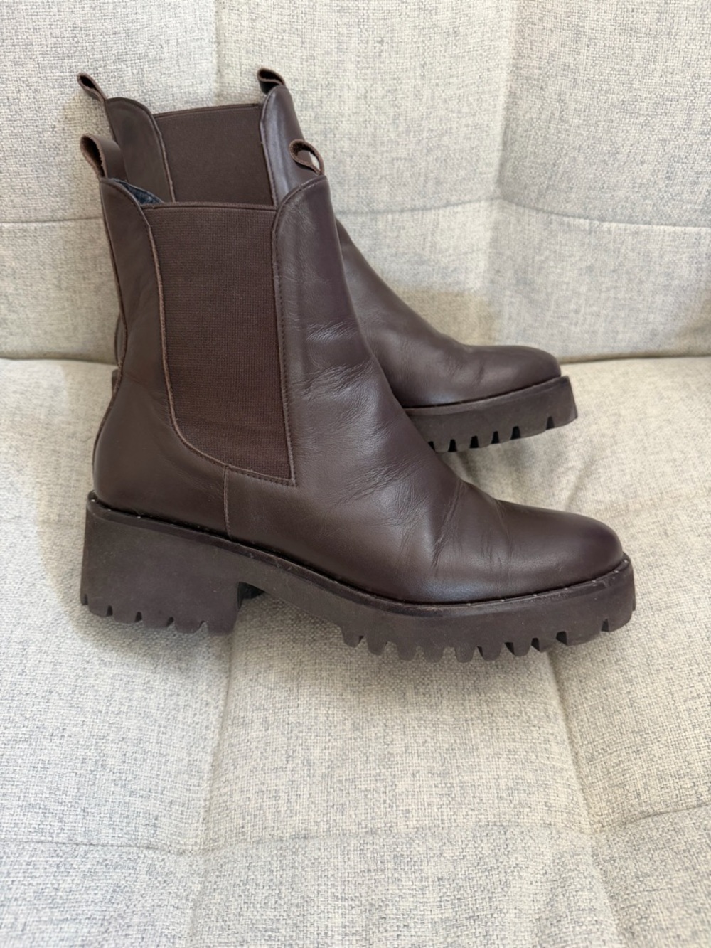 Freda Salvador Women's Brown Chelsea Lug Sole Brooke Boots